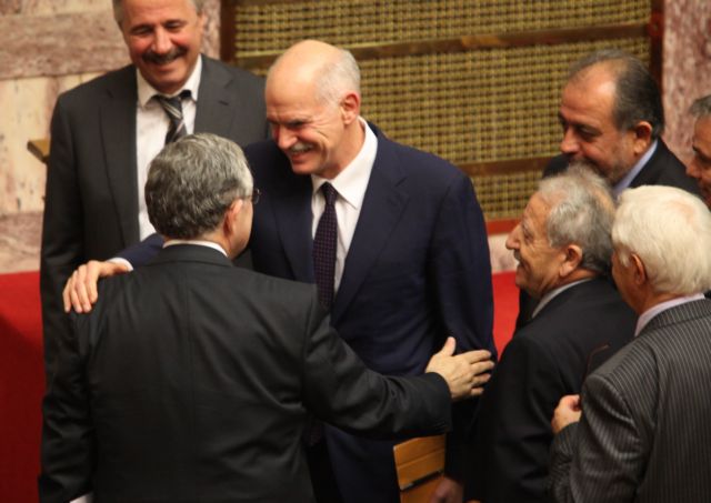 Ψήφο εμπιστοσύνης έλαβε η κυβέρνηση του Λουκά Παπαδήμου