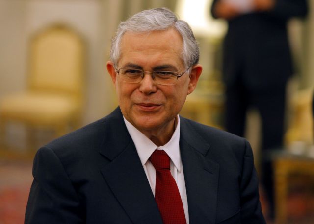 Σειρά επαφών με Παπαρήγα, Τσίπρα, Κουβέλη και Μπακογιάννη ξεκινά ο πρωθυπουργός