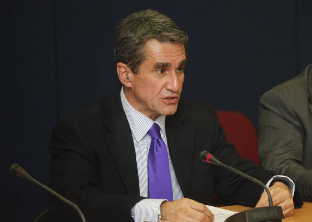 Είναι λάθος να ανοίξουν τώρα οι διαδικασίες διαδοχής στο ΠΑΣΟΚ, επαναλαμβάνει ο Ανδρέας Λοβέρδος