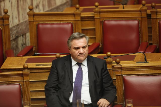 «Ναι» του Χ.Καστανίδη στην κυβέρνηση, «όχι» στους υπουργούς του ΛΑΟΣ