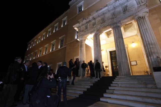 Όλα είναι ρευστά, δήλωσε η Εύα Καϊλή, «ναι» από τον Οδυσσέα Βουδούρη