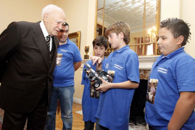 Η Ελλάδα μπορεί να διαπρέπει παρά την κρίση, δήλωσε ο Πρόεδρος της Δημοκρατίας