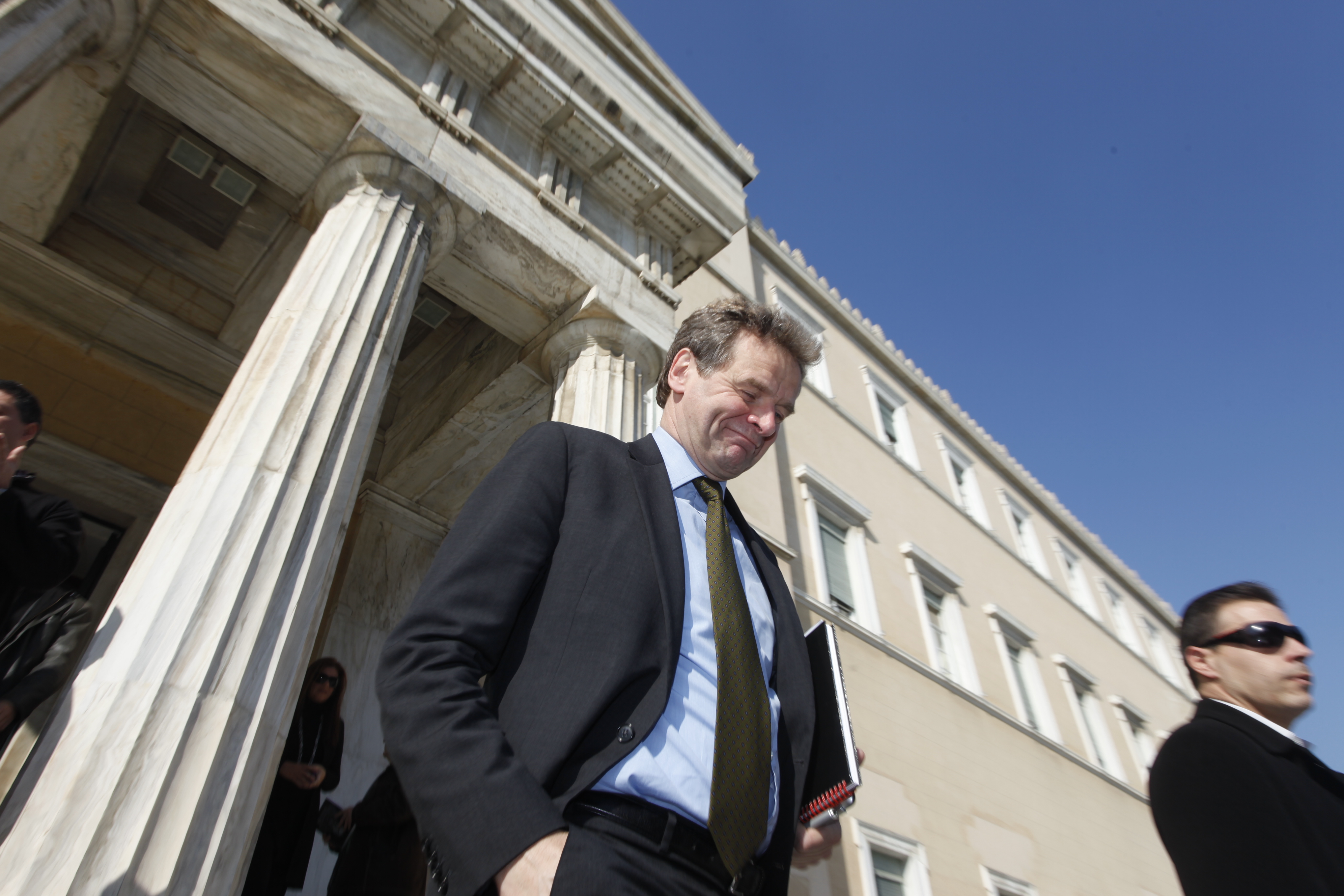 Με τους αρχηγούς του ΠΑΣΟΚ και της ΝΔ συναντήθηκε το Σάββατο η τρόικα