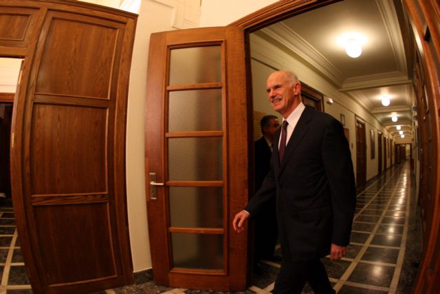 Επιμένει στην απόφασή του για δημοψήφισμα ο πρωθυπουργός