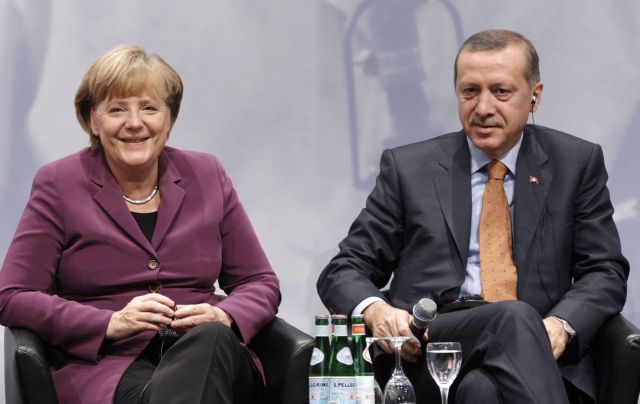 Θέλουμε να δούμε περισσότερα από τη Γερμανία λέει ο Ερντογάν στη Μέρκελ