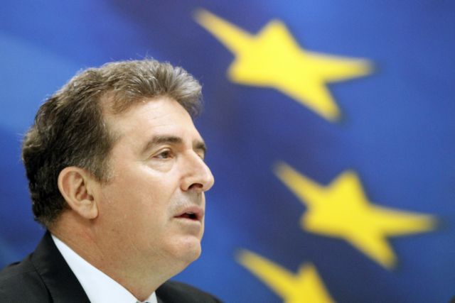 «Παρών» στη διαδικασία διαδοχής στο ΠΑΣΟΚ δηλώνει ο Μιχ.Χρυσοχοΐδης