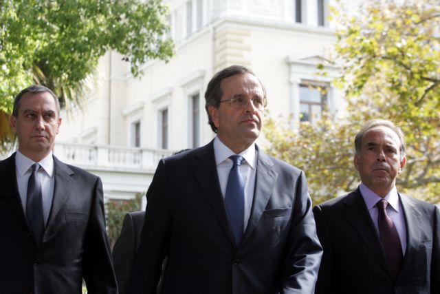 Στον Κ.Παπούλια ο Αντώνης Σαμαράς με αίτημα για πρόωρες εκλογές