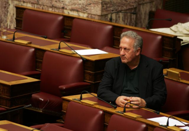 Σχηματισμό πολιτικής, μεταβατικής κυβέρνησης ζήτησε ο Κώστας Σκανδαλίδης