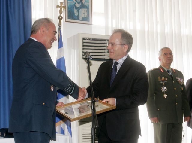 Αλλαγή φρουράς στην ηγεσία του ΓΕΕΘΑ και του ΓΕΣ