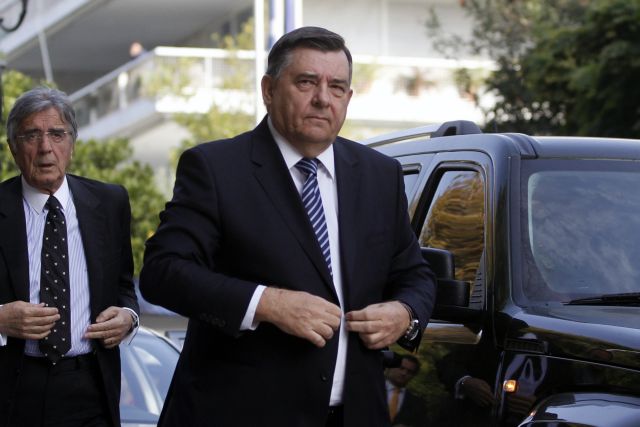 Συνάντηση Καρατζαφέρη με τα στελέχη του ΛΑΟΣ στην κυβέρνηση