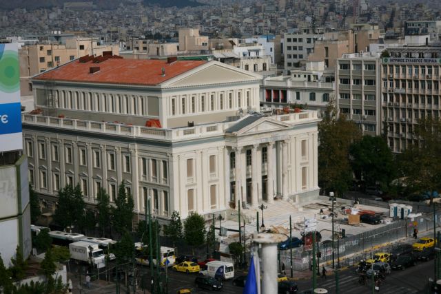 Σε λειτουργία από τον Φεβρουάριο το ανακαινισμένο Δημοτικό Θέατρο Πειραιά