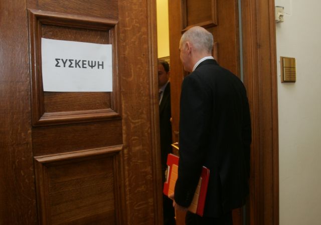 Επαφές Παπανδρέου με κορυφαία στελέχη για την επόμενη ημέρα στο ΠΑΣΟΚ