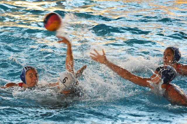 Ο Ολυμπιακός έ-Χ-ασε την ευκαιρία, η ΝΕΠ τον… αγώνα