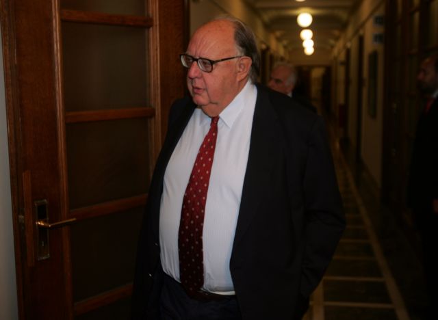 Αιχμές Πάγκαλου προς το υπουργείο Οικονομικών για την «αποτυχία του μνημονίου»