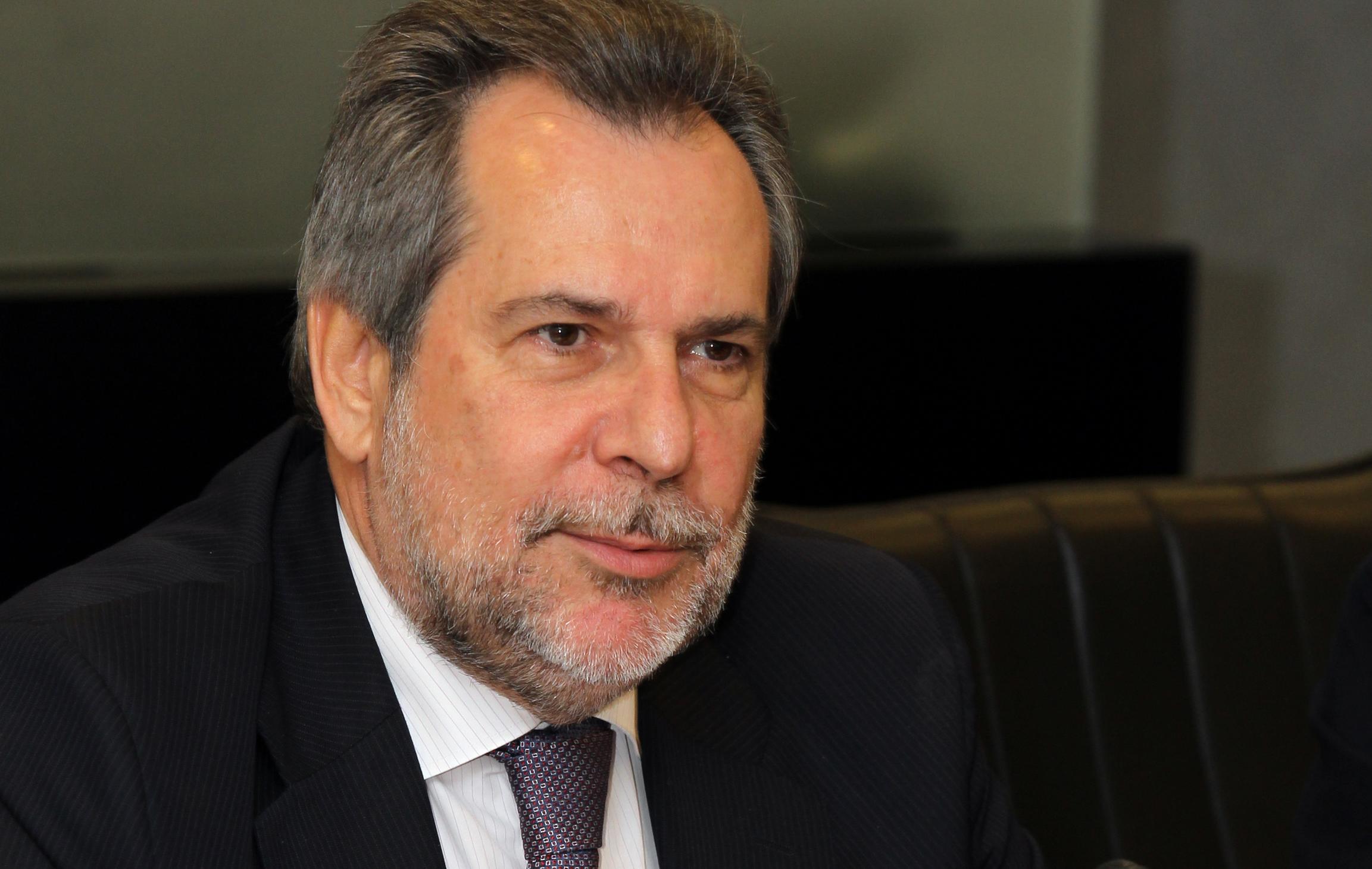 Αιχμηρή απάντηση Παπουτσή στις βολές του Θ.Πάγκαλου