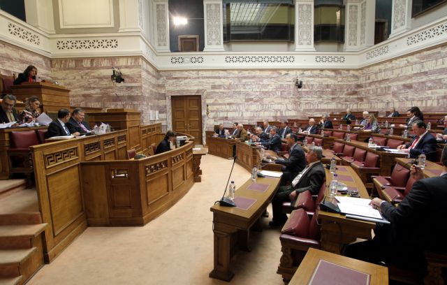 Κόντρα στην Βουλή για τον προϋπολογισμό του 2012