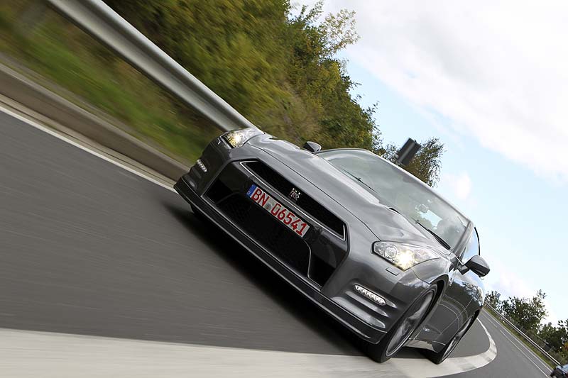 Ανανεωμένο Nissan GT-R το 2012