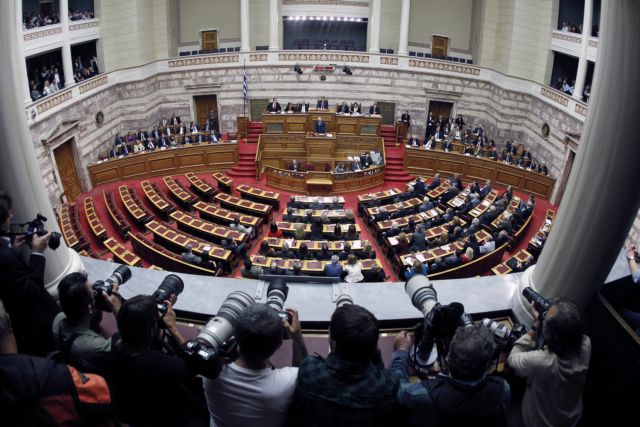 «Ο Παπανδρέου κέρδισε και ψάχνει κυβέρνηση ενότητας» μεταδίδουν τα ξένα ΜΜΕ