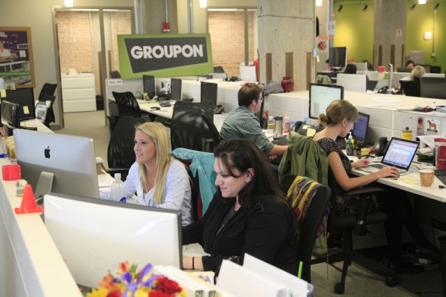 H Groupon στη μεγαλύτερη δημόσια προσφορά από την εποχή της Google