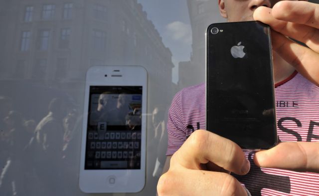 «Ανασταίνεται» η μπαταρία του iPhone 4S;