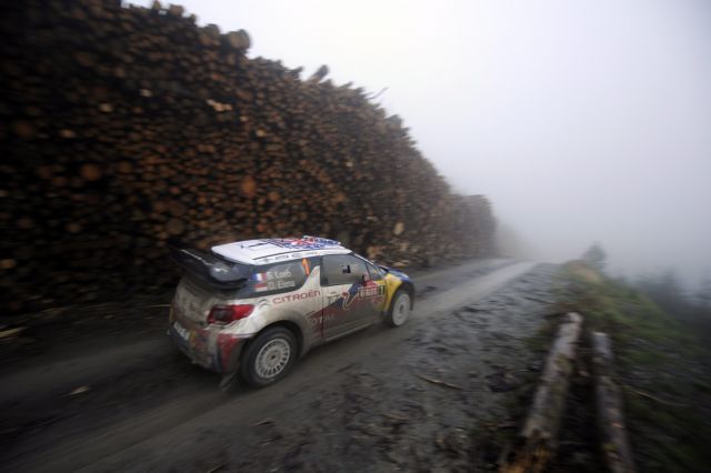 Ο Λάτβαλα την «καρό», τράκαρε με ΙΧ ο υπερ – πρωταθλητής Λεμπ!