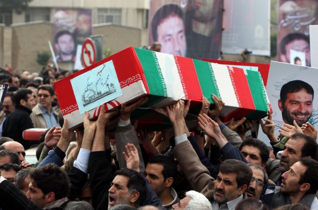 Αρνείται το Ιράν «δάκτυλο» του Ισραήλ στην έκρηξη σε στρατιωτική βάση