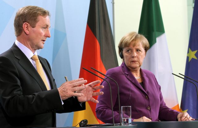 Ασφυκτικές πιέσεις στην ΕΚΤ να αναλάβει δράση ενώ εντείνεται η κρίση χρέους στην Ευρωζώνη