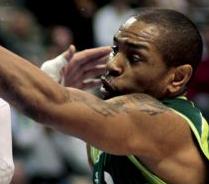 Εγκαταλείπει την ενεργό δράση το Τερέλ ΜακΙντάιρ