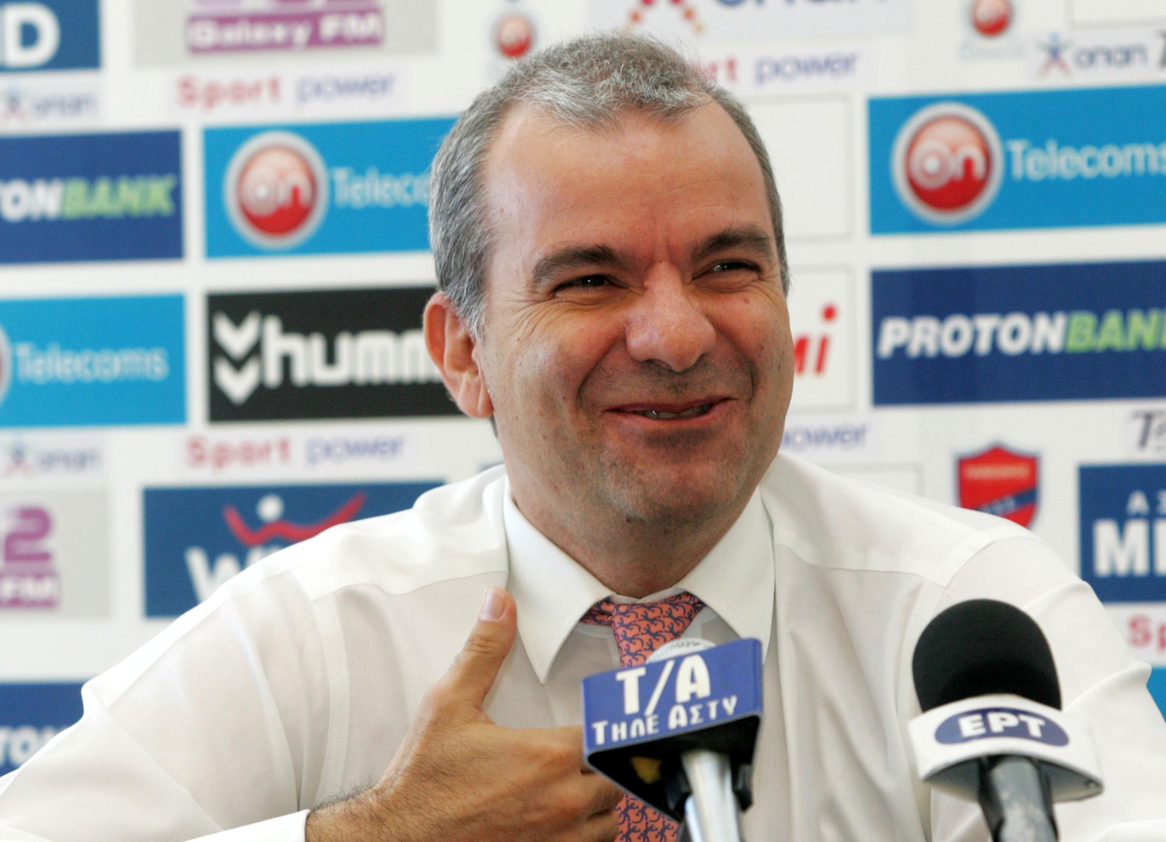 «Ομπράντοβιτς, όπως… σερ Άλεξ Φέργκιουσον», λέει ο Τριφούνοβιτς