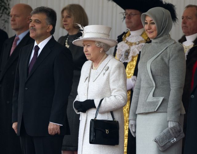 Σε επίσημη επίσκεψη στη Βρετανία ο Αμπντουλάχ Γκιουλ