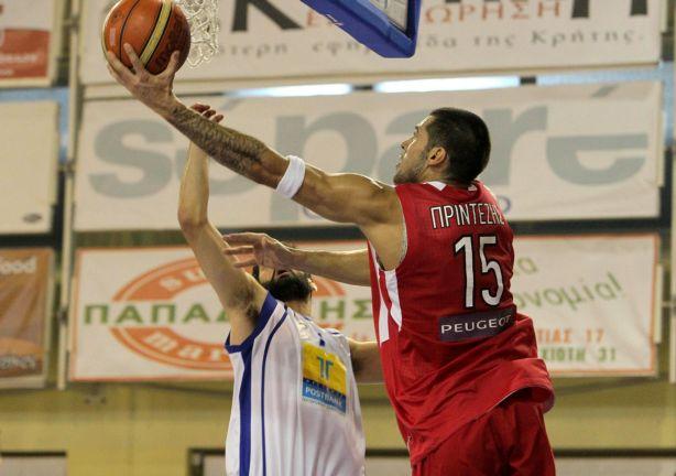 Διπλό ρεκόρ Σπανούλη και πέρασμα του Ολυμπιακού από το Ρέθυμνο