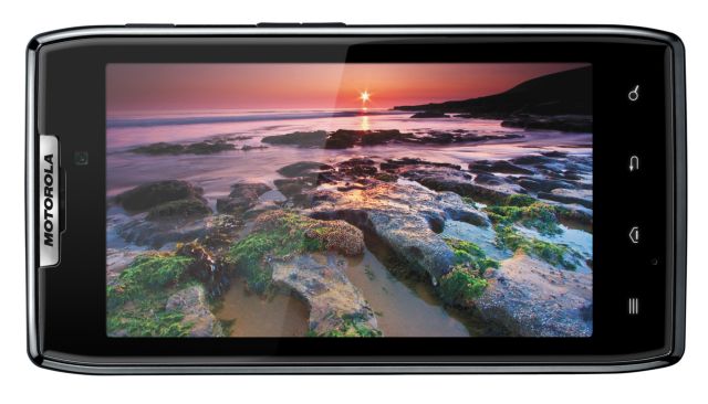 Ήρθε στην Ελλάδα το Motorola Razr