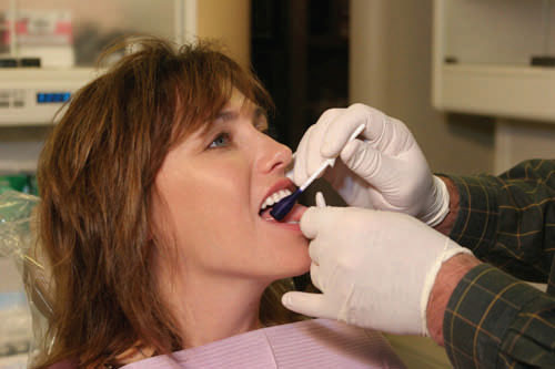 Αυξάνονται τα κρούσματα καρκίνου του στόματος στις γυναίκες