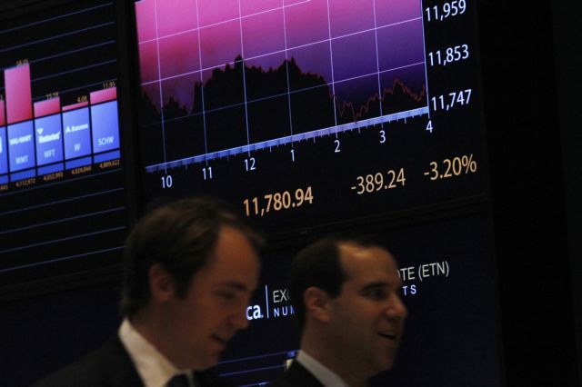 Μεικτά πρόσημα στις αγορές στο κλείσιμο της εβδομάδας