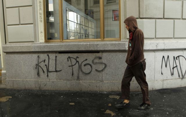 Ανοιχτό και πάλι το λιμάνι του Όκλαντ μετά την πολιορκία των διαδηλωτών