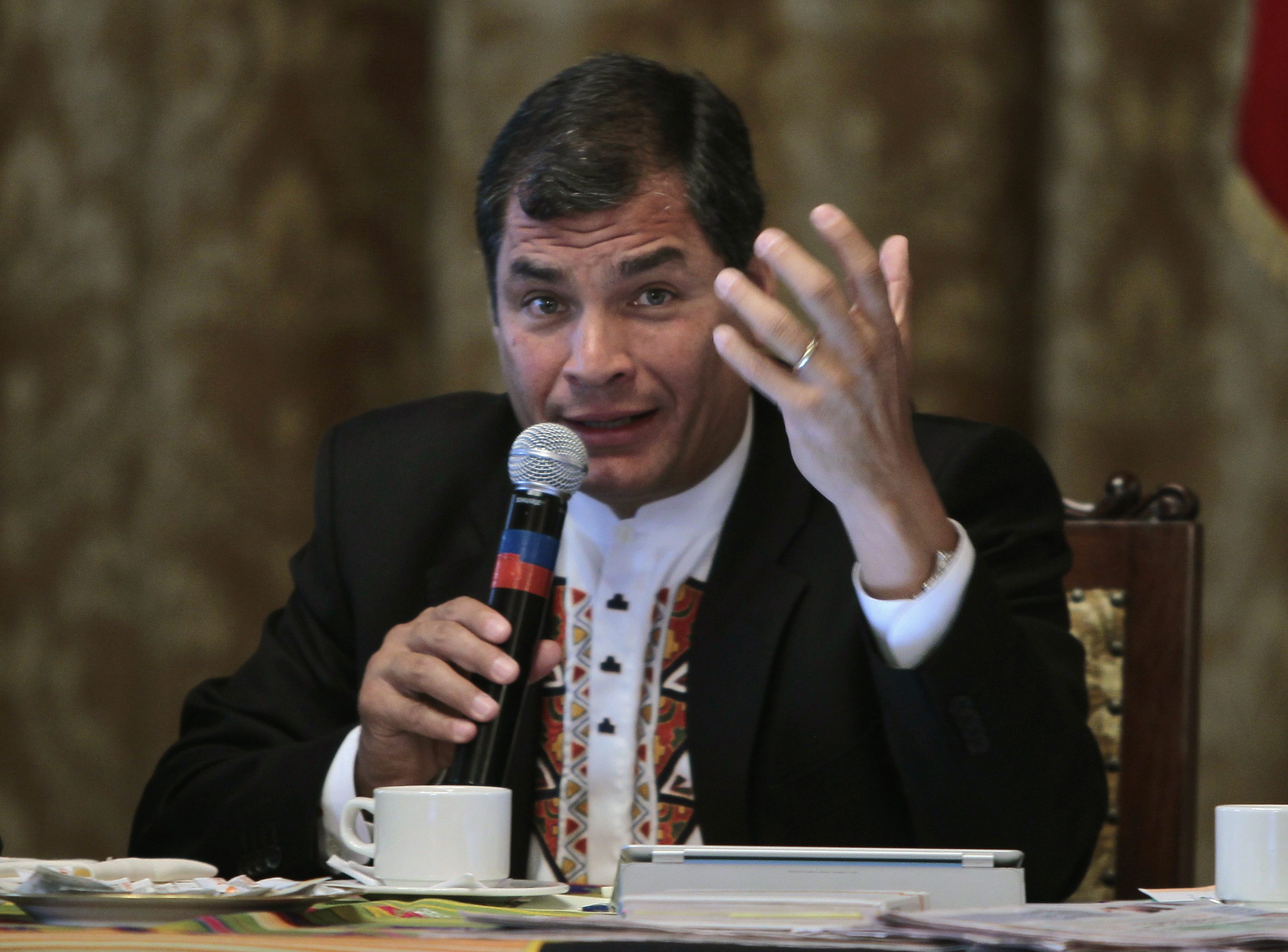 ΙΣΗΜΕΡΙΝΟΣ: Ένας ευσεβής καθολικός τα αλλάζει όλα με επεισοδιακό τρόπο