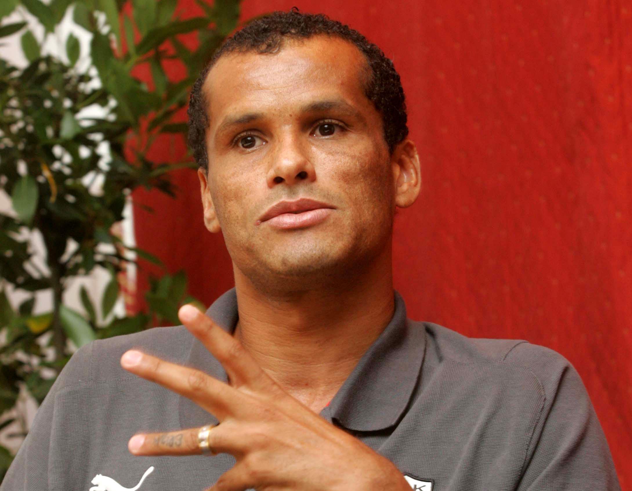 «Είναι τρελοί οι οπαδοί στην Ελλάδα» δήλωσε ο Ριβάλντο