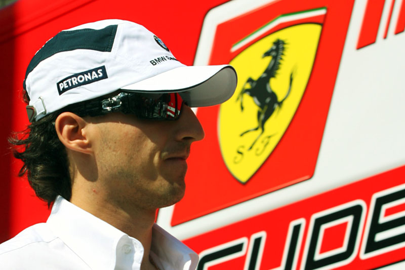 Ο Robert Kubica φέρεται να υπέγραψε προσύμφωνο με τη Ferrari