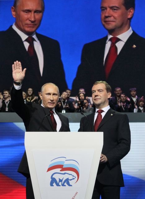 Με προειδοποιήσεις στη Δύση «μπήκε» επίσημα στην προεδρική κούρσα ο Πούτιν