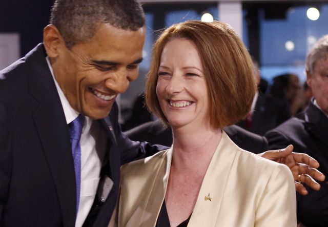 «Ασφαλίζεται» ο Ομπάμα για κίνδυνο να τον δαγκώσει κροκόδειλος στην Αυστραλία