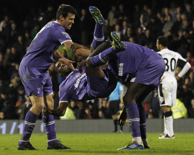 Στην πέμπτη θέση η Τότεναμ, «πεντάρα» από τη Φούλαμ