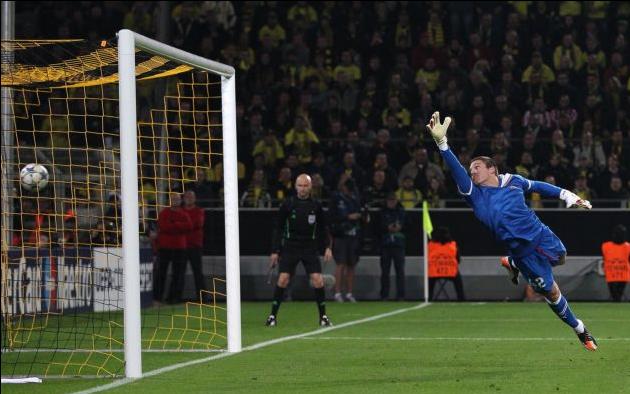 Δεν ψάχνει για τερματοφύλακα ο Ολυμπιακός, σύμφωνα με τον Μώραλη