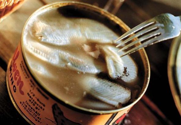 Οι κονσέρβες «περιέχουν υψηλά επίπεδα επικίνδυνης δισφαινόλης»