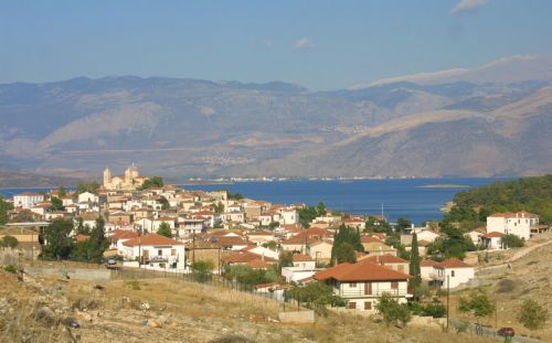 Νόμιμο το διάταγμα για τους όρους δόμησης σε οικισμούς μέχρι 2.000 κατοίκους