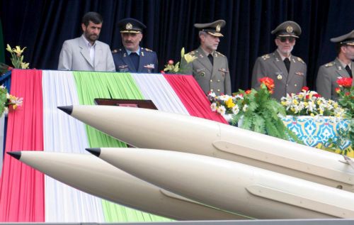 Ισχυρή έκρηξη με δεκάδες νεκρούς σε αποθήκη πυρομαχικών στο Ιράν