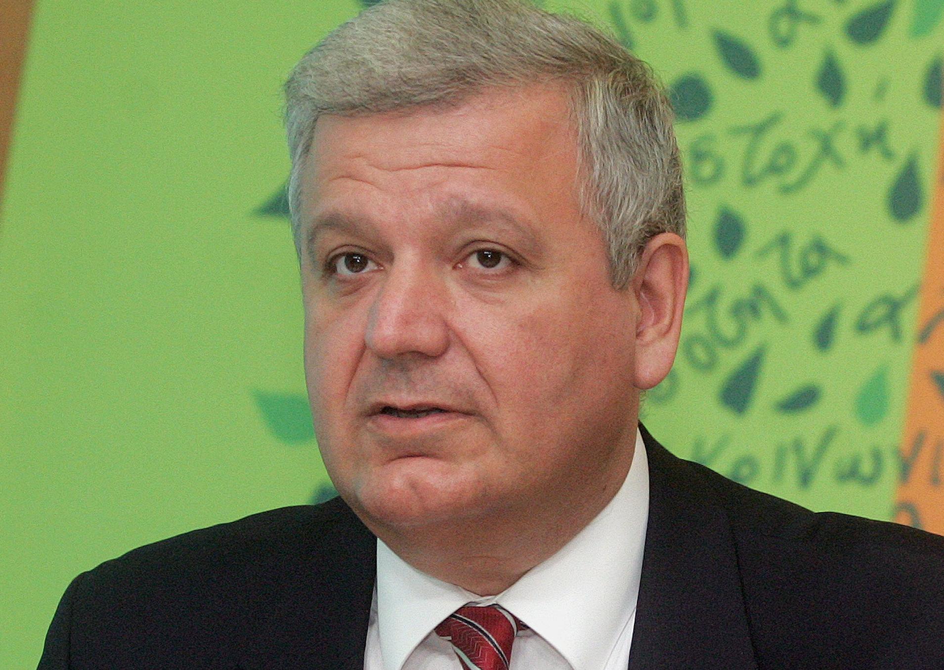 Έχουμε κόψει τις γέφυρες με ορισμένες κοινωνικές ομάδες, λέει ο Χρ.Πρωτόπαπας