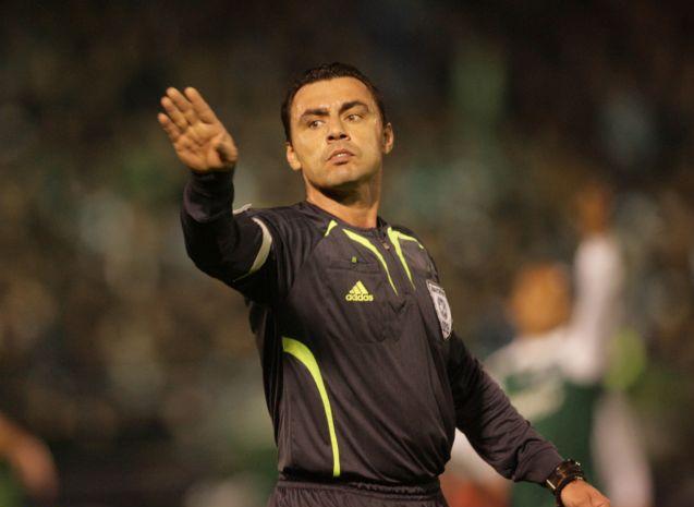 Επέστρεψε στους πίνακες διαιτησίας ο Καλόπουλος, δριμύ κατηγορώ του ΠΑΟ