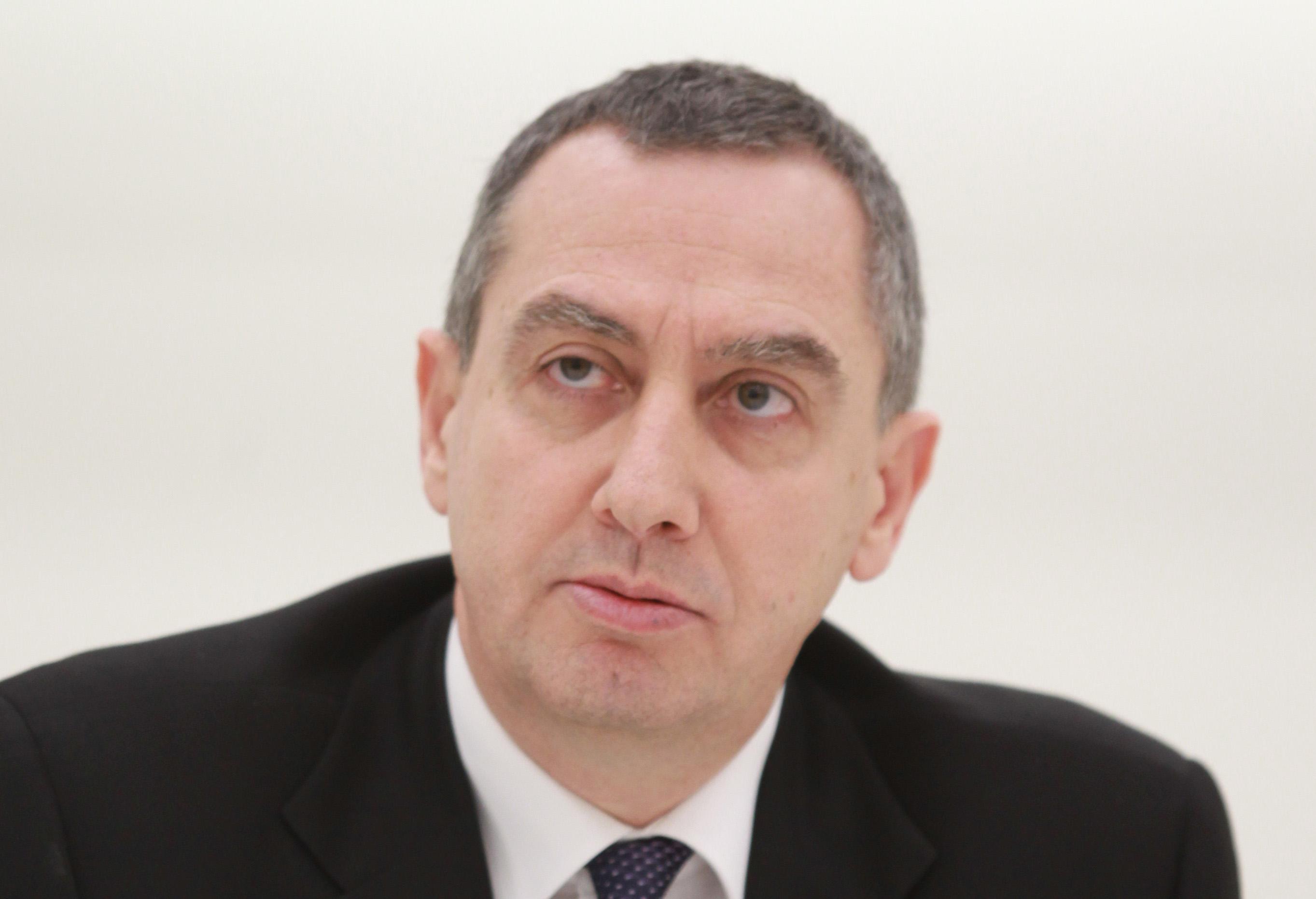 «Άθλια παραπληροφόρηση των ηγετών τα περί αμφισβήτησης της παραμονής στο ευρώ», λέει η ΝΔ