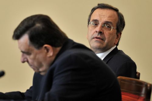 Κάλεσμα Καρατζαφέρη προς Σαμαρά για συμπόρευση μετά την «αναχώρηση» Παπανδρέου