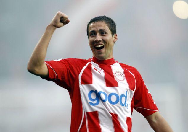 Ετοιμοπόλεμος ο Φουστέρ, ουρές για τα εισιτήρια